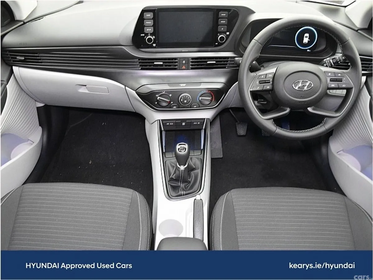 Hyundai i20 Hatchback, Petrol, 2023, White