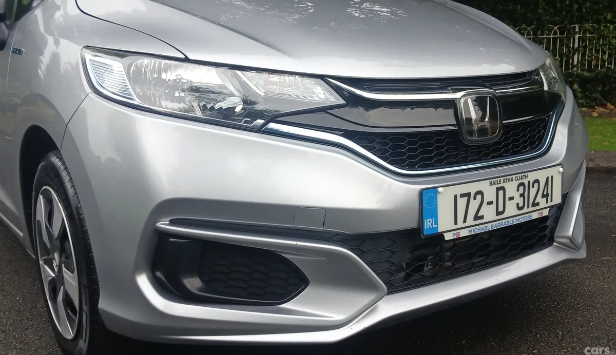 Honda Fit Hatchback, Petrol Hybrid, 2017, Silver