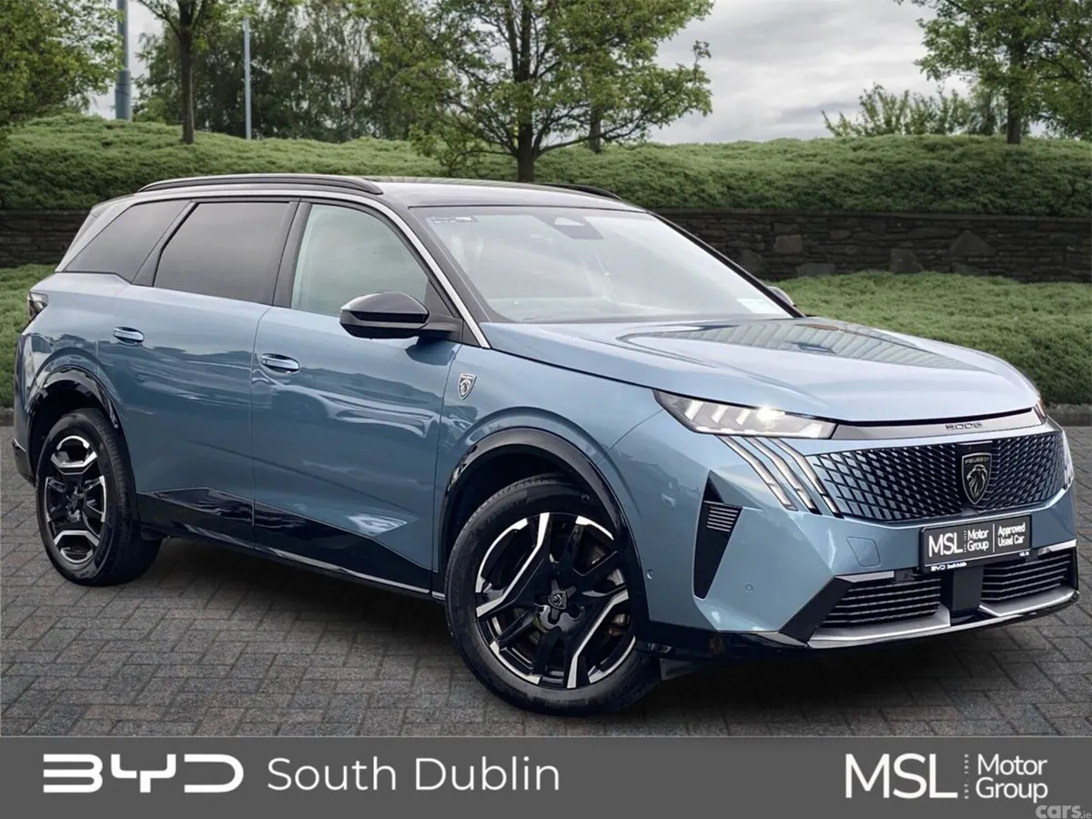 Peugeot 5008 MPV, Electric, 2025, Blue