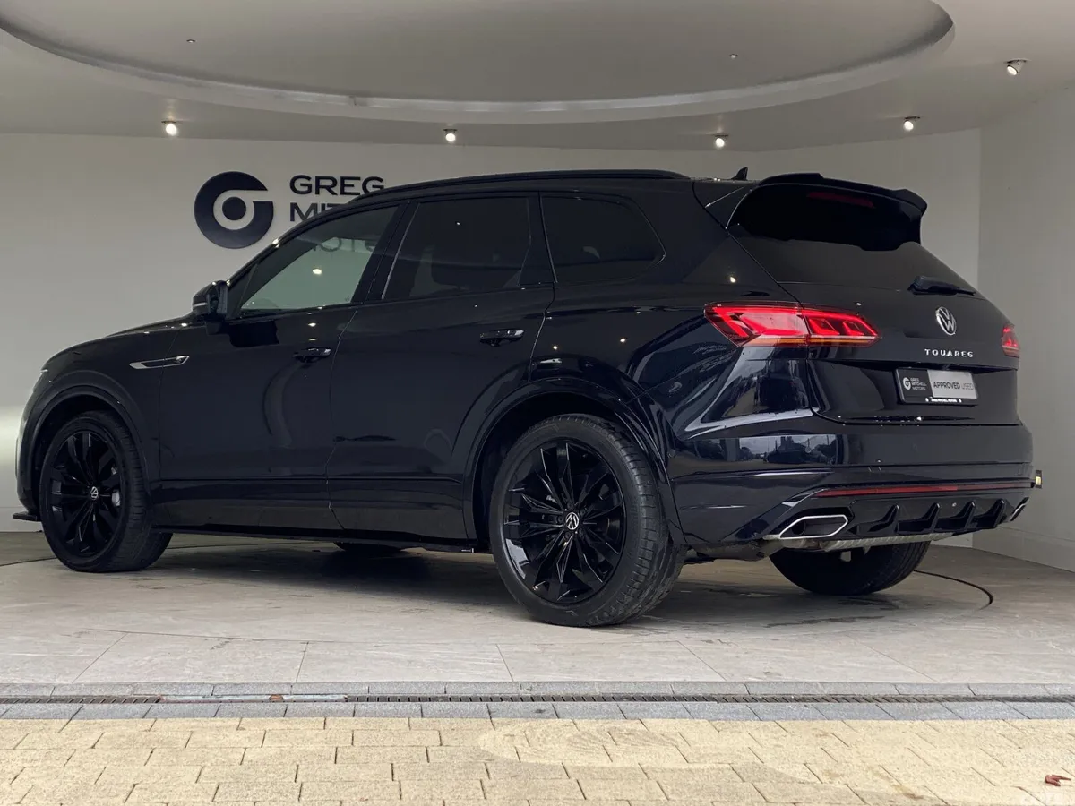 Volkswagen Touareg SUV, Diesel, 2022, Black