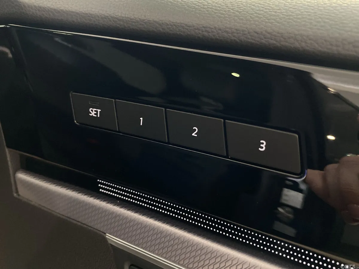 Volkswagen Touareg SUV, Diesel, 2022, Black