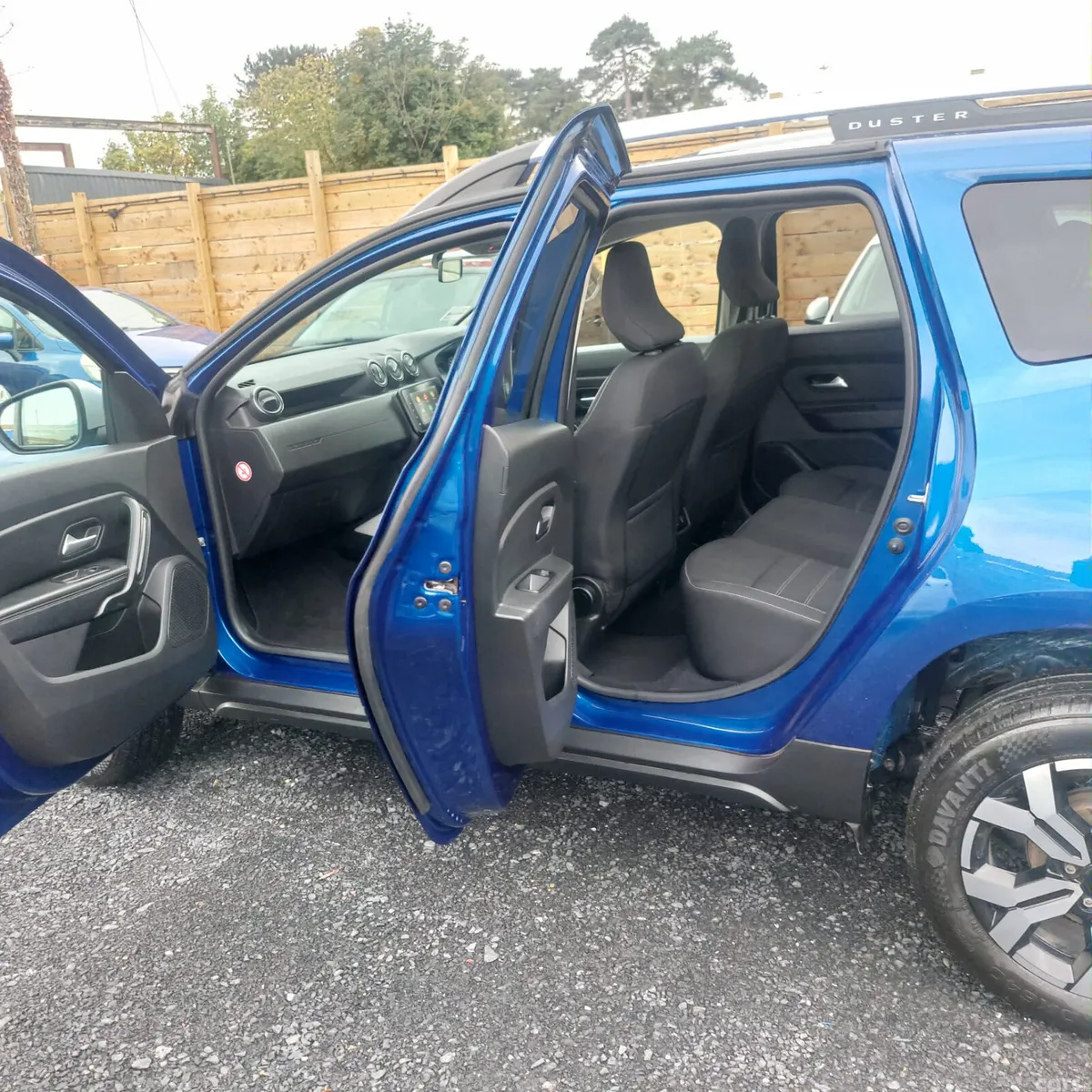 Dacia Duster SUV, Petrol, 2022, Blue