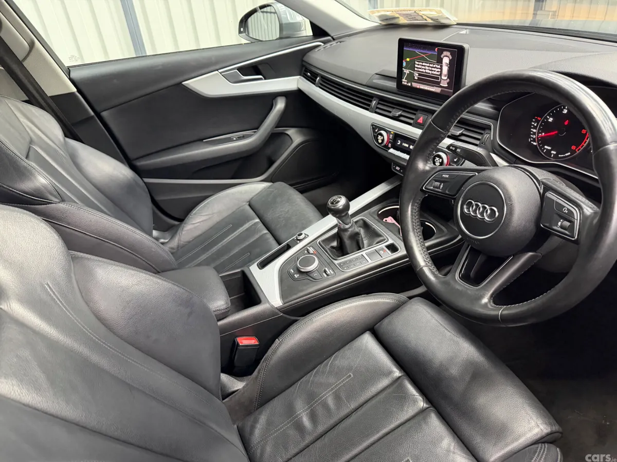 Audi A4 Saloon, Diesel, 2017, Grey