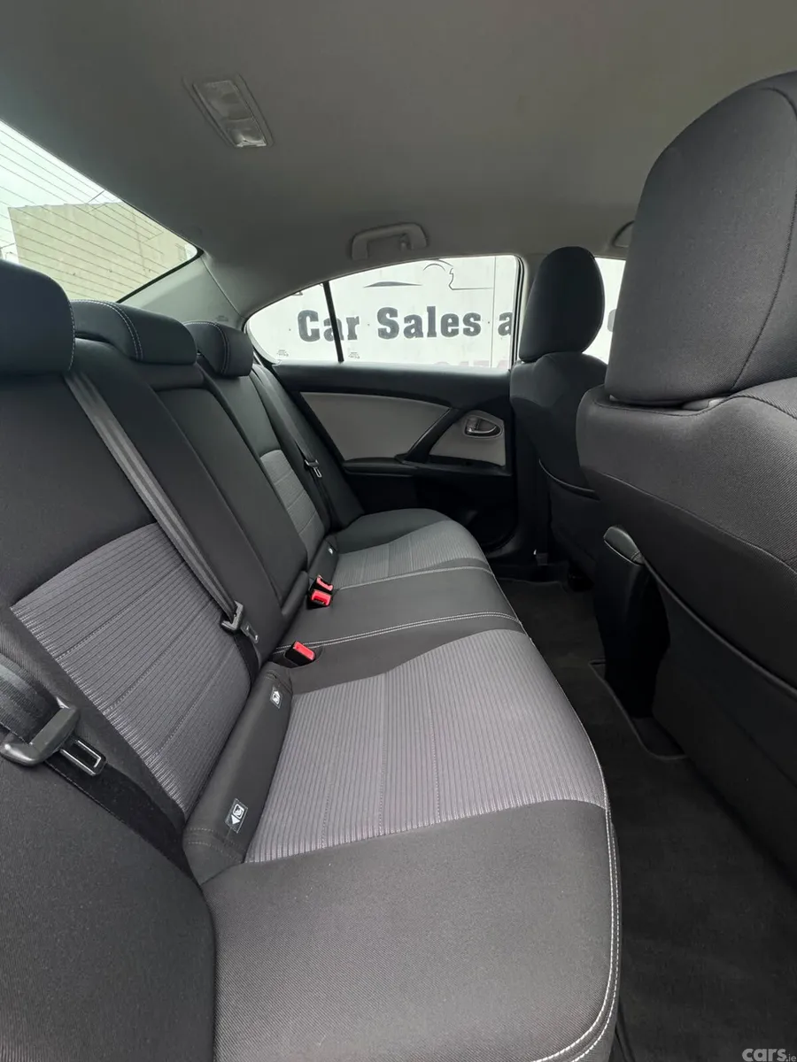 Toyota Avensis Saloon, Diesel, 2016, Blue