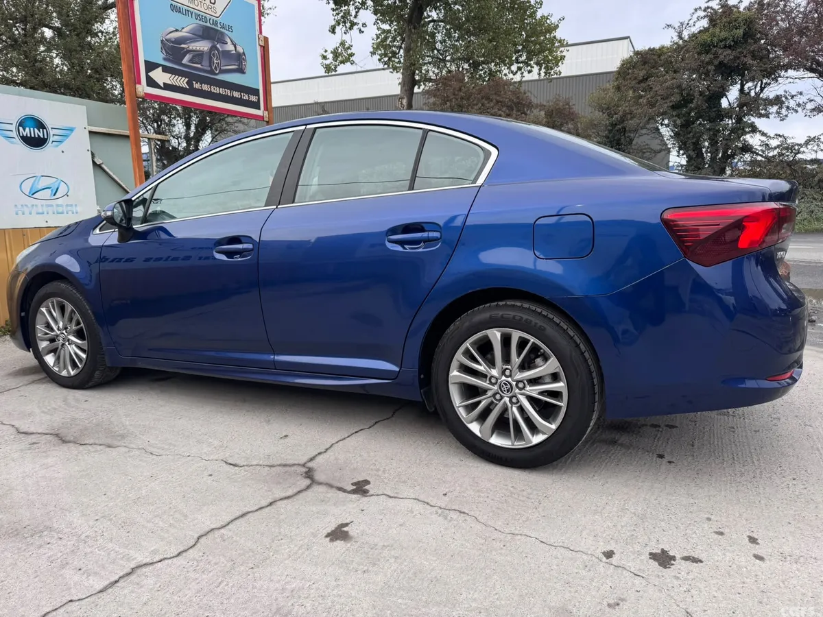 Toyota Avensis Saloon, Diesel, 2016, Blue
