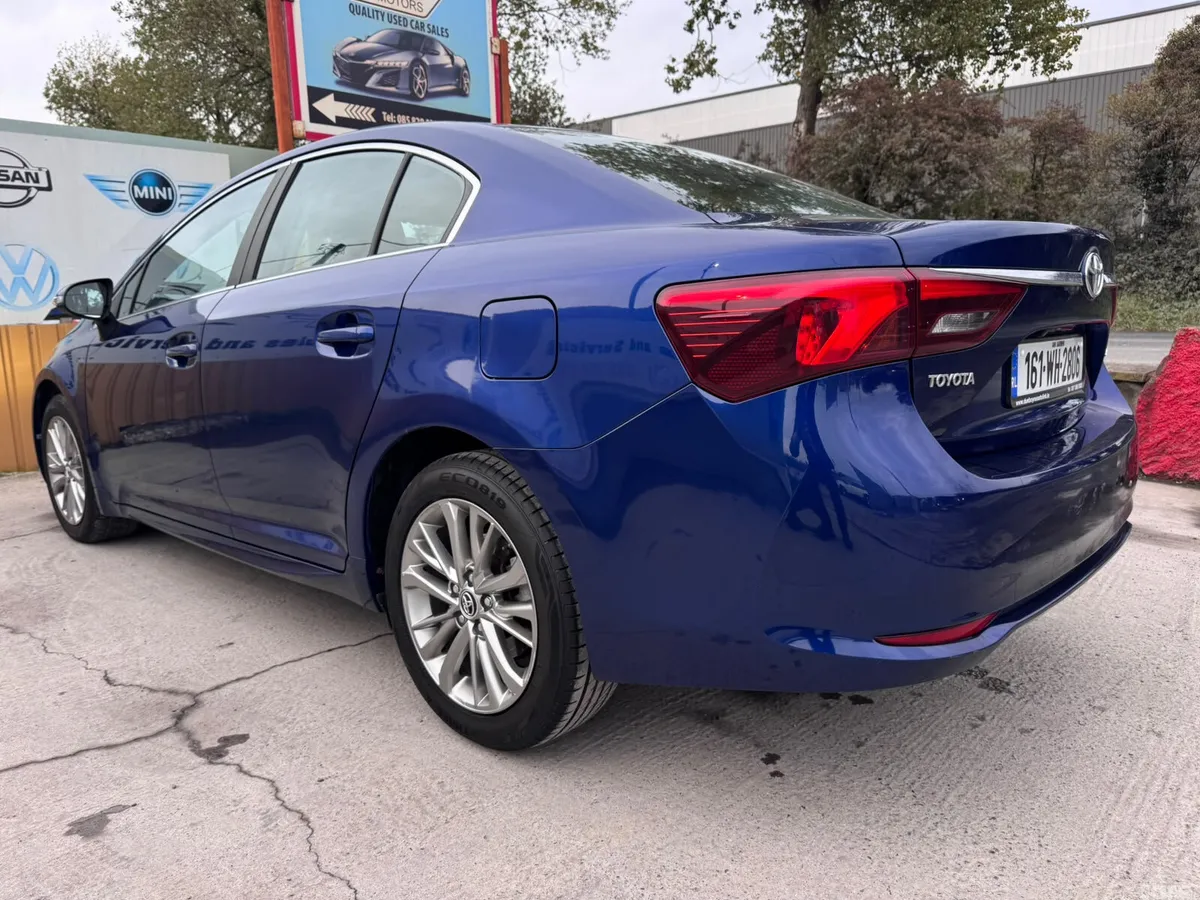 Toyota Avensis Saloon, Diesel, 2016, Blue