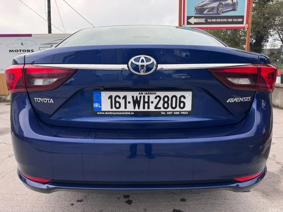 Toyota Avensis Saloon, Diesel, 2016, Blue