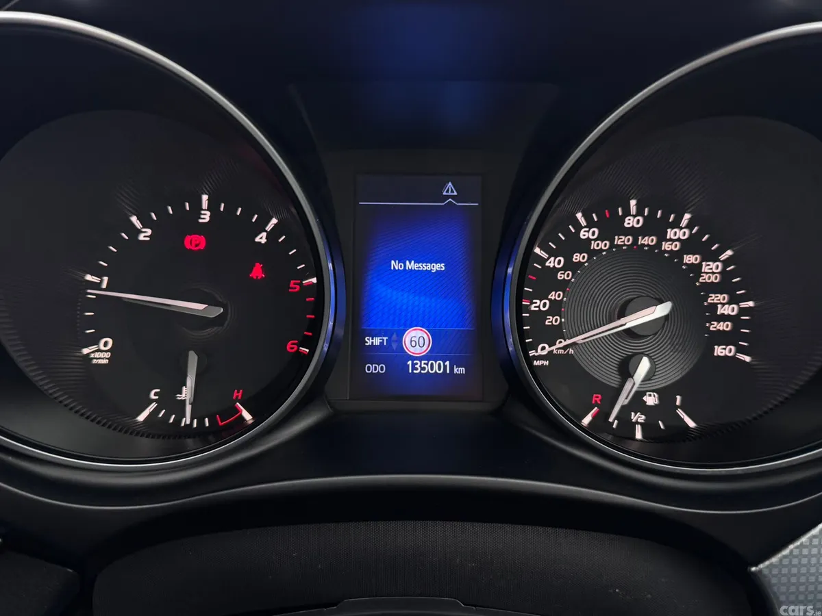 Toyota Avensis Saloon, Diesel, 2016, Blue