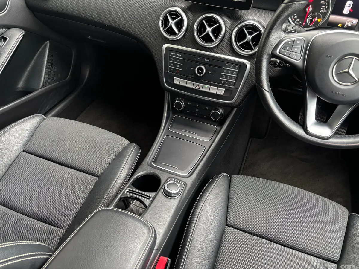 Mercedes-Benz A-Class Hatchback, Petrol, 2016, White
