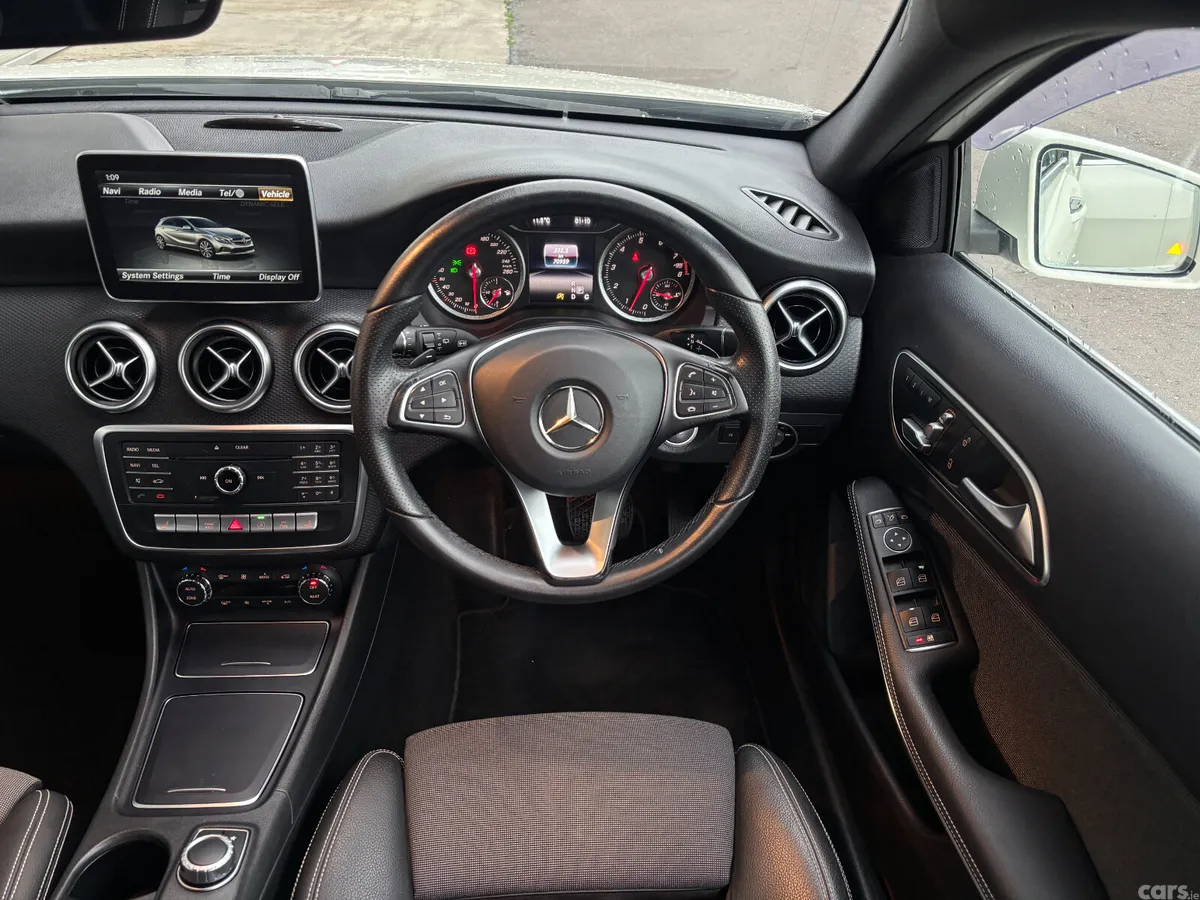 Mercedes-Benz A-Class Hatchback, Petrol, 2016, White