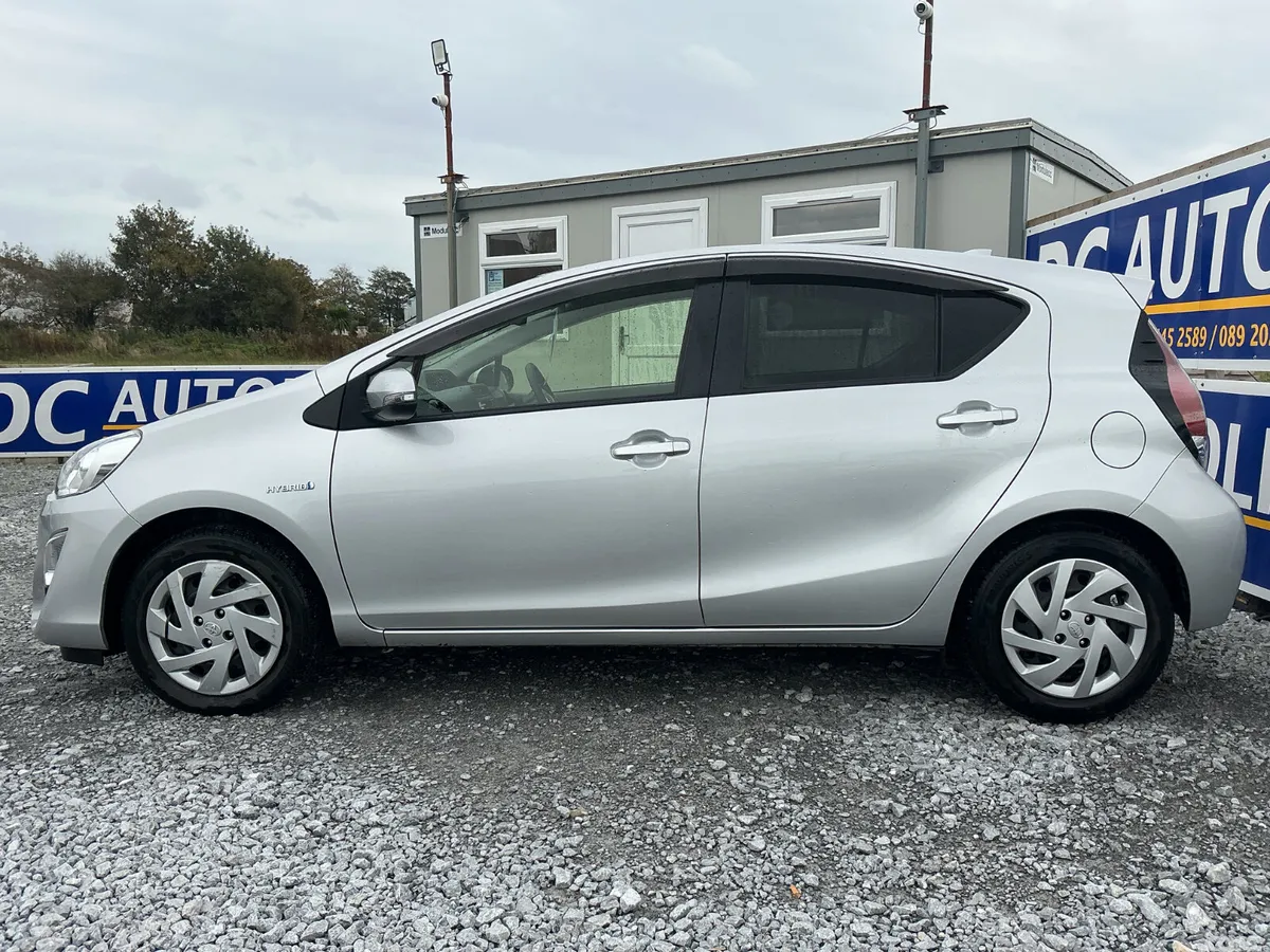 Toyota Aqua Hatchback, Petrol Hybrid, 2015, Silver