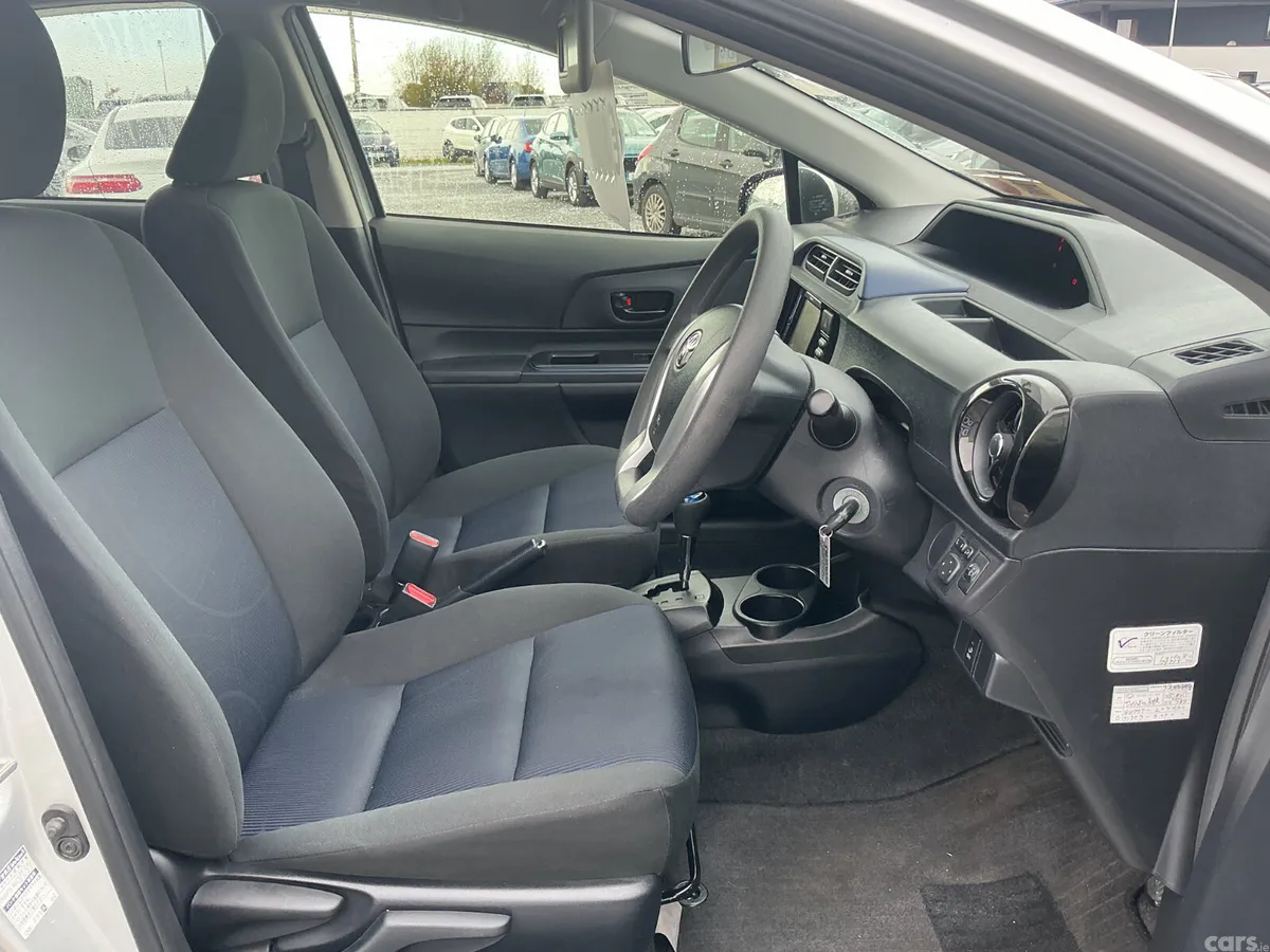 Toyota Aqua Hatchback, Petrol Hybrid, 2015, Silver