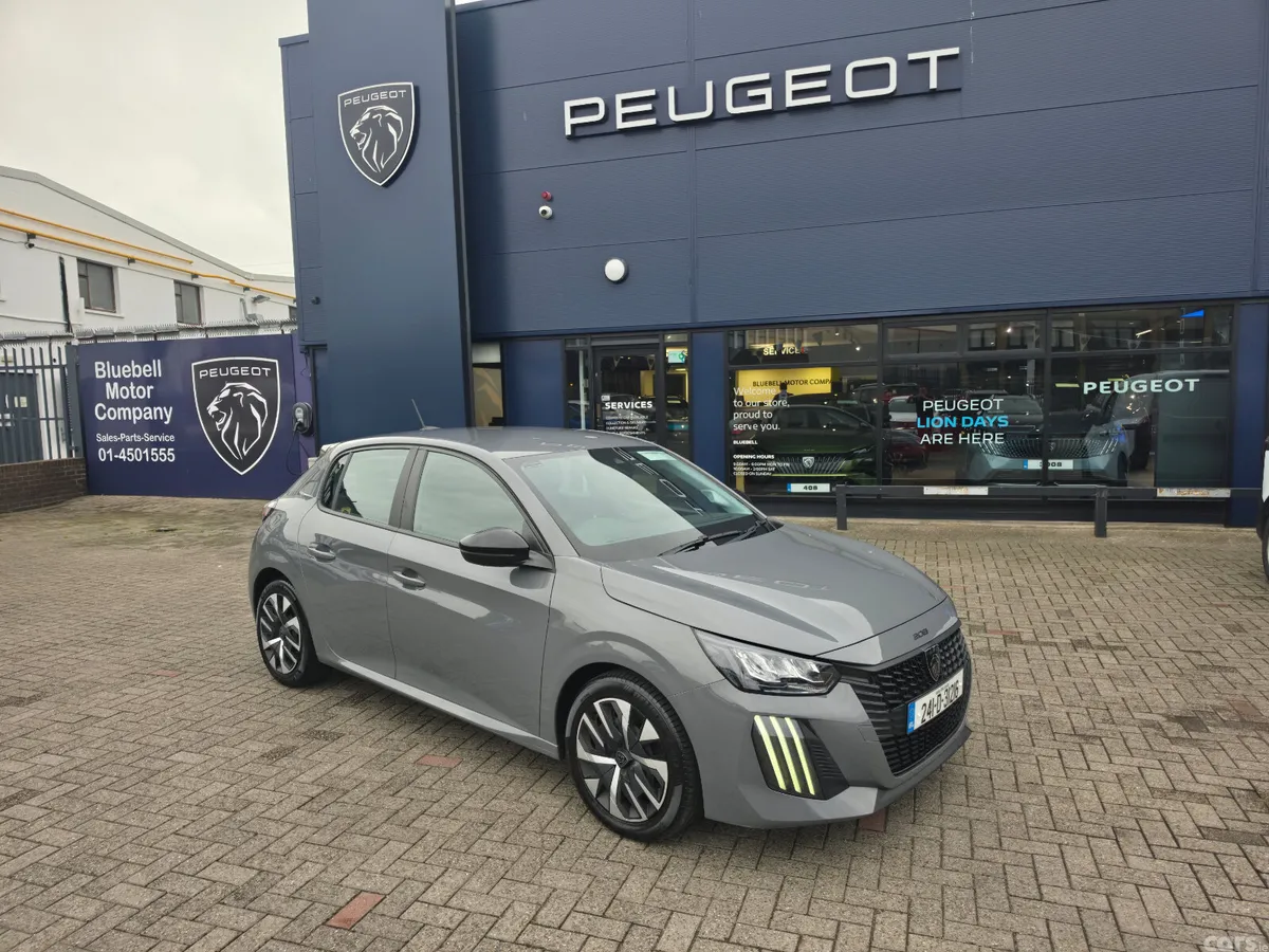 Peugeot 208 Hatchback, Petrol, 2024, Grey