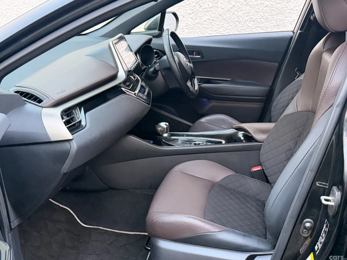 Toyota C-HR SUV, Petrol Hybrid, 2018, Black