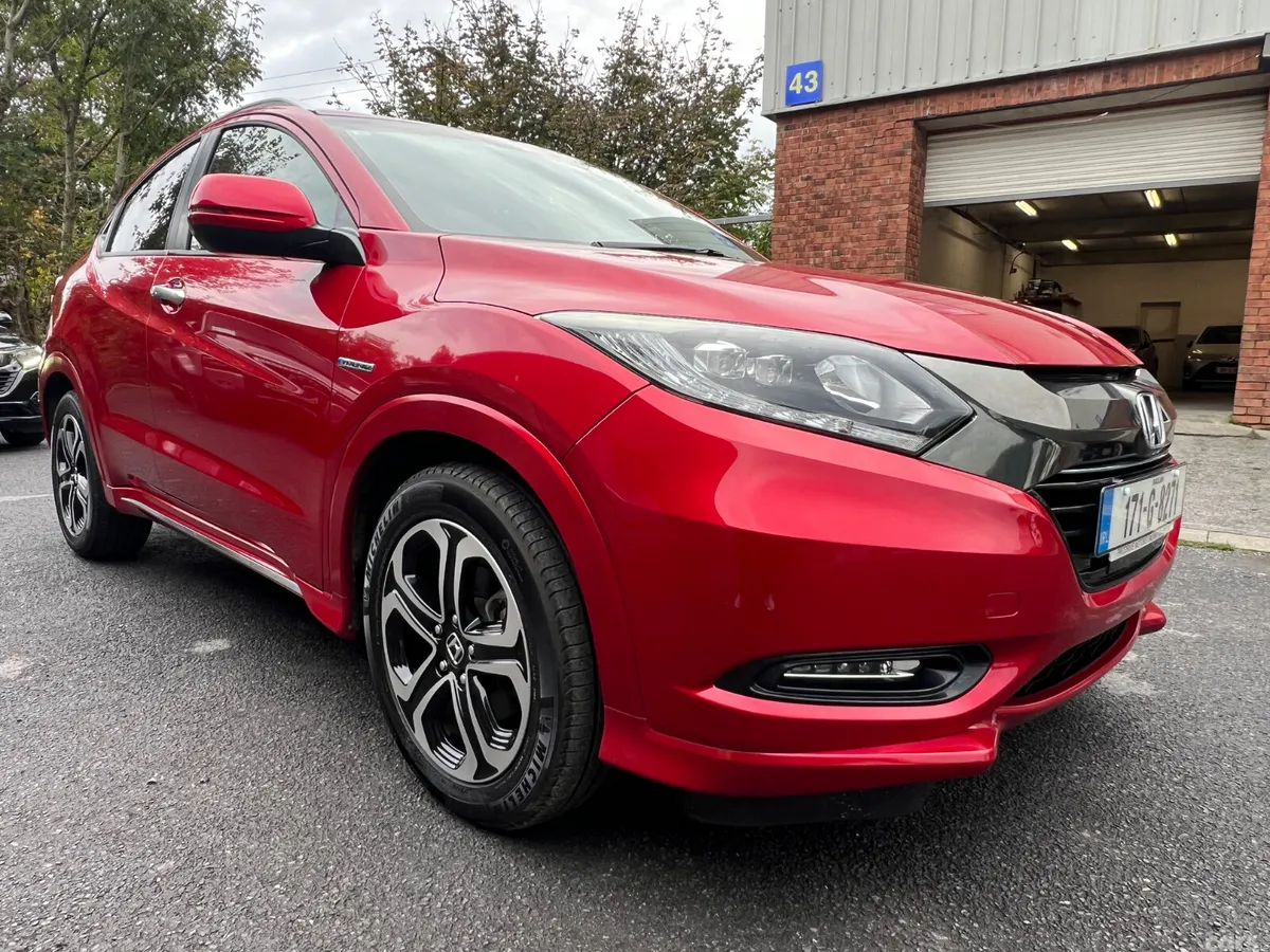 Honda Vezel SUV, Petrol Hybrid, 2017, Red