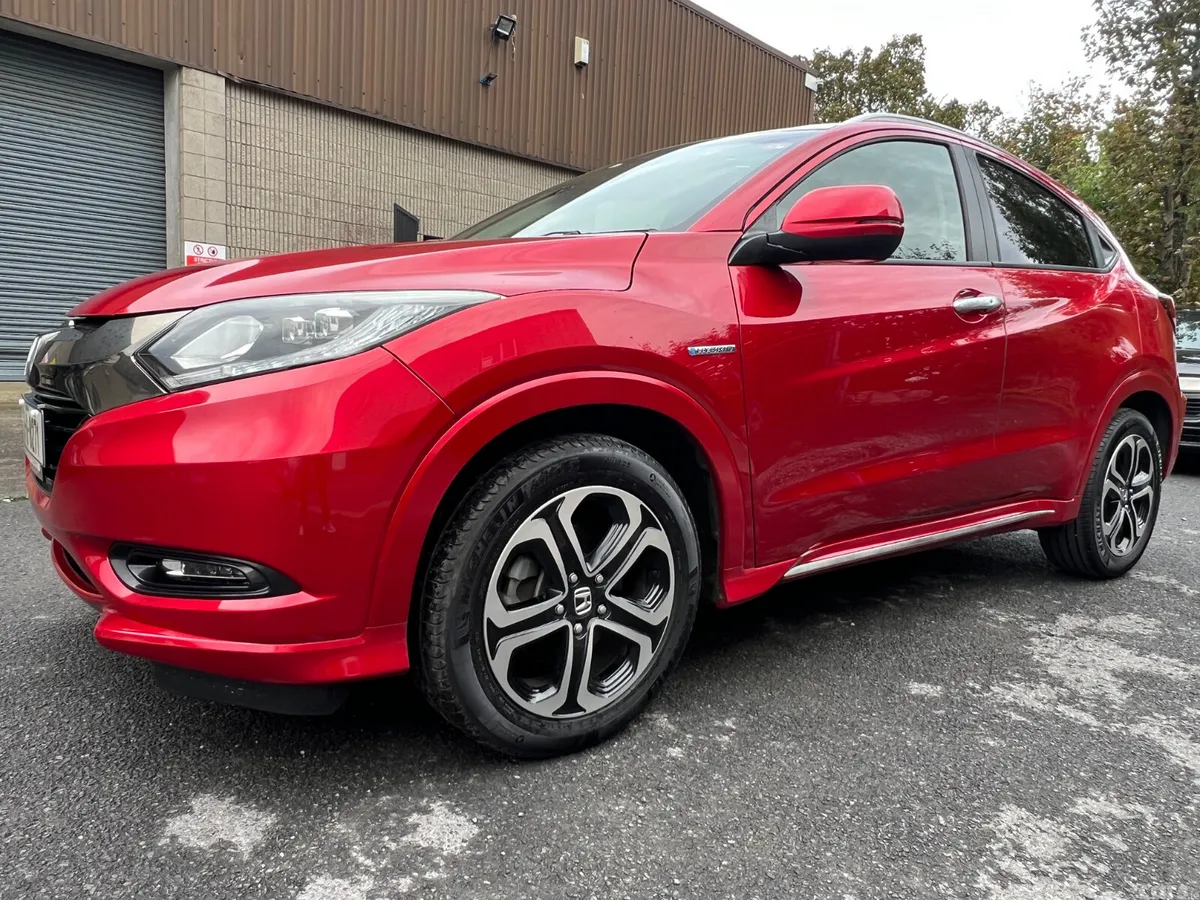 Honda Vezel SUV, Petrol Hybrid, 2017, Red