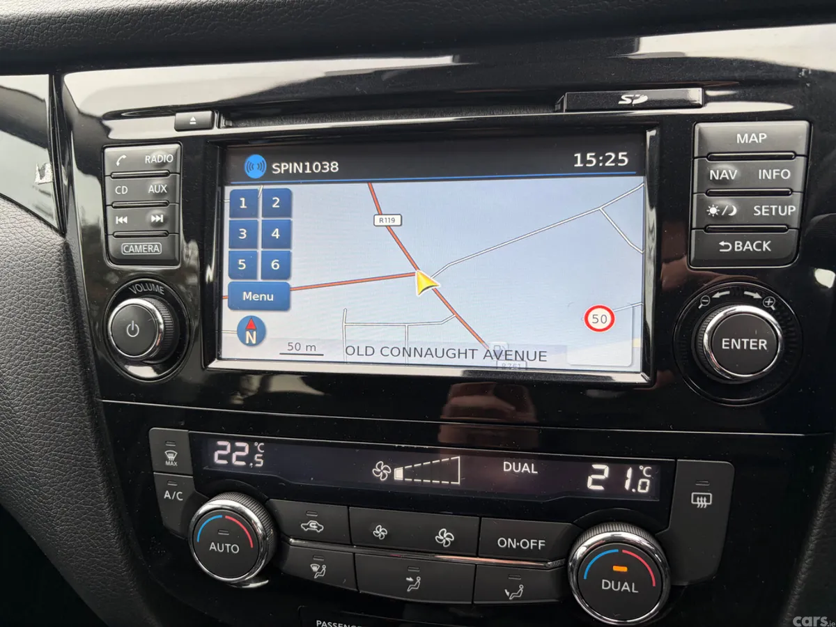 Nissan Qashqai Hatchback, Petrol, 2016, White