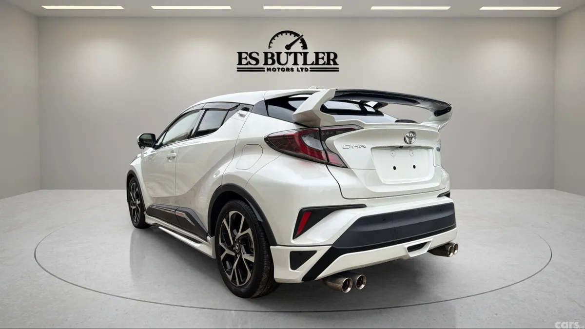 Toyota C-HR SUV, Petrol Hybrid, 2017, White