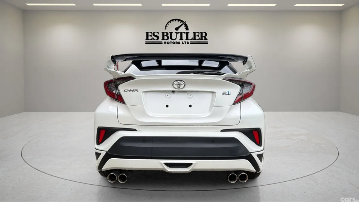 Toyota C-HR SUV, Petrol Hybrid, 2017, White