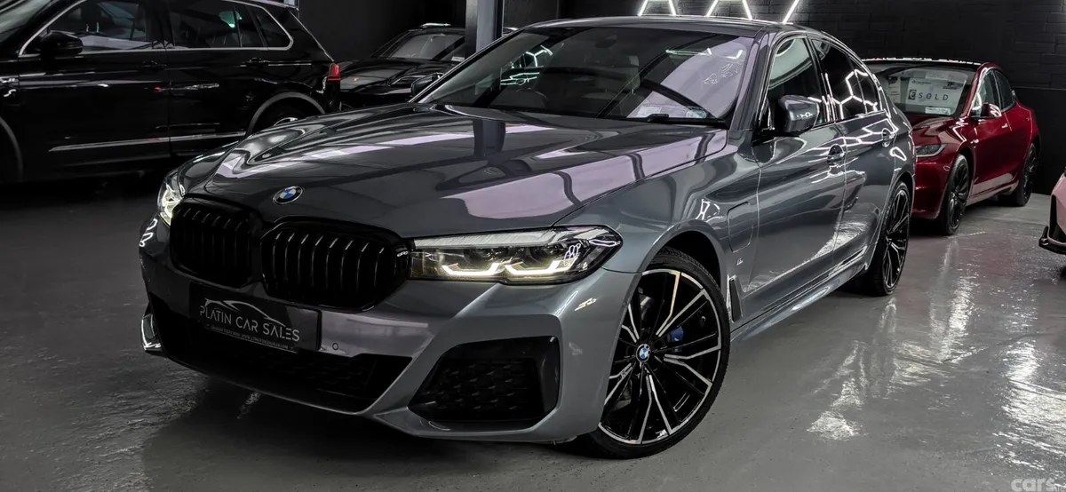BMW 5-Series Saloon, Petrol Plug-in Hybrid, 2020, Blue