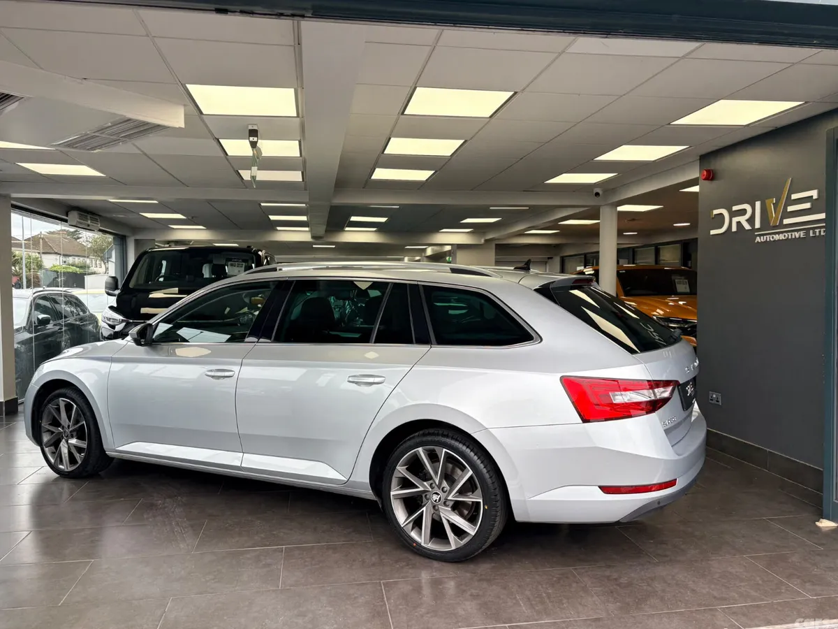 Skoda Superb Estate, Petrol Hybrid, 2023, Silver