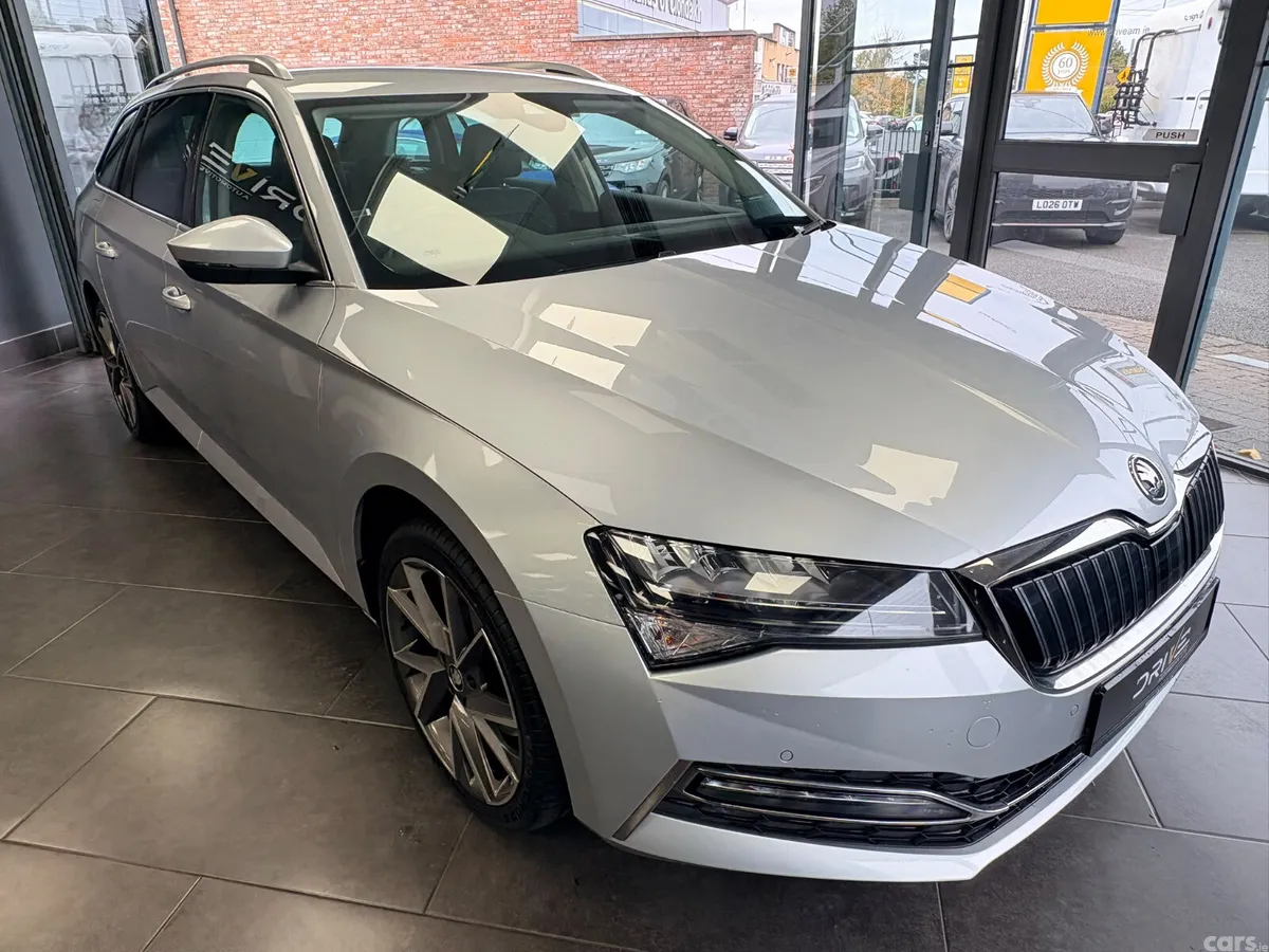 Skoda Superb Estate, Petrol Hybrid, 2023, Silver