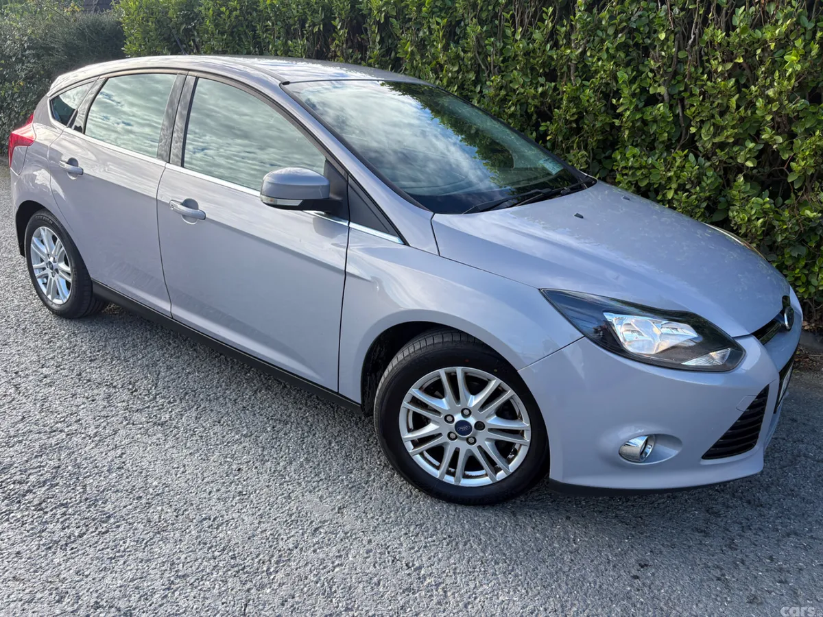 Ford Focus Hatchback, Diesel, 2012, Silver