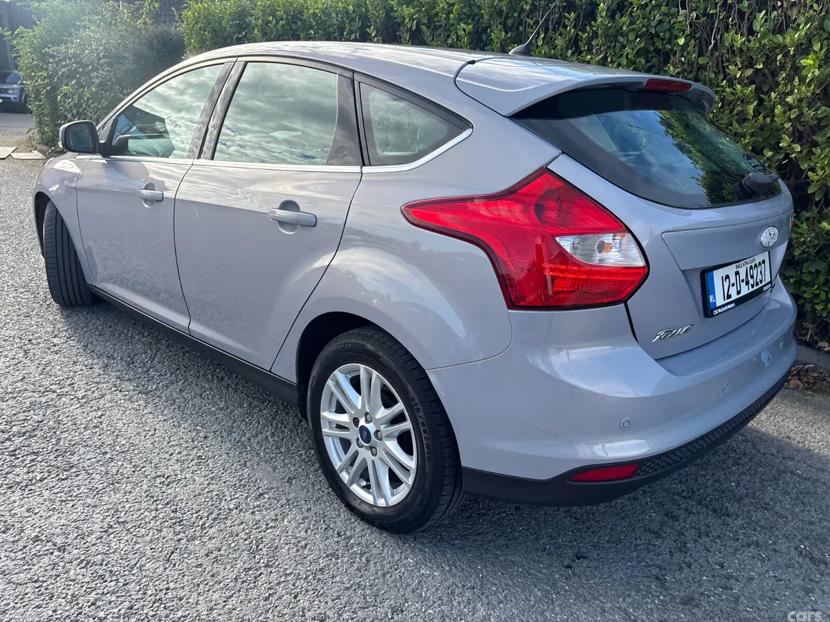 Ford Focus Hatchback, Diesel, 2012, Silver