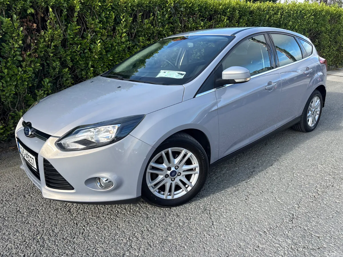Ford Focus Hatchback, Diesel, 2012, Silver