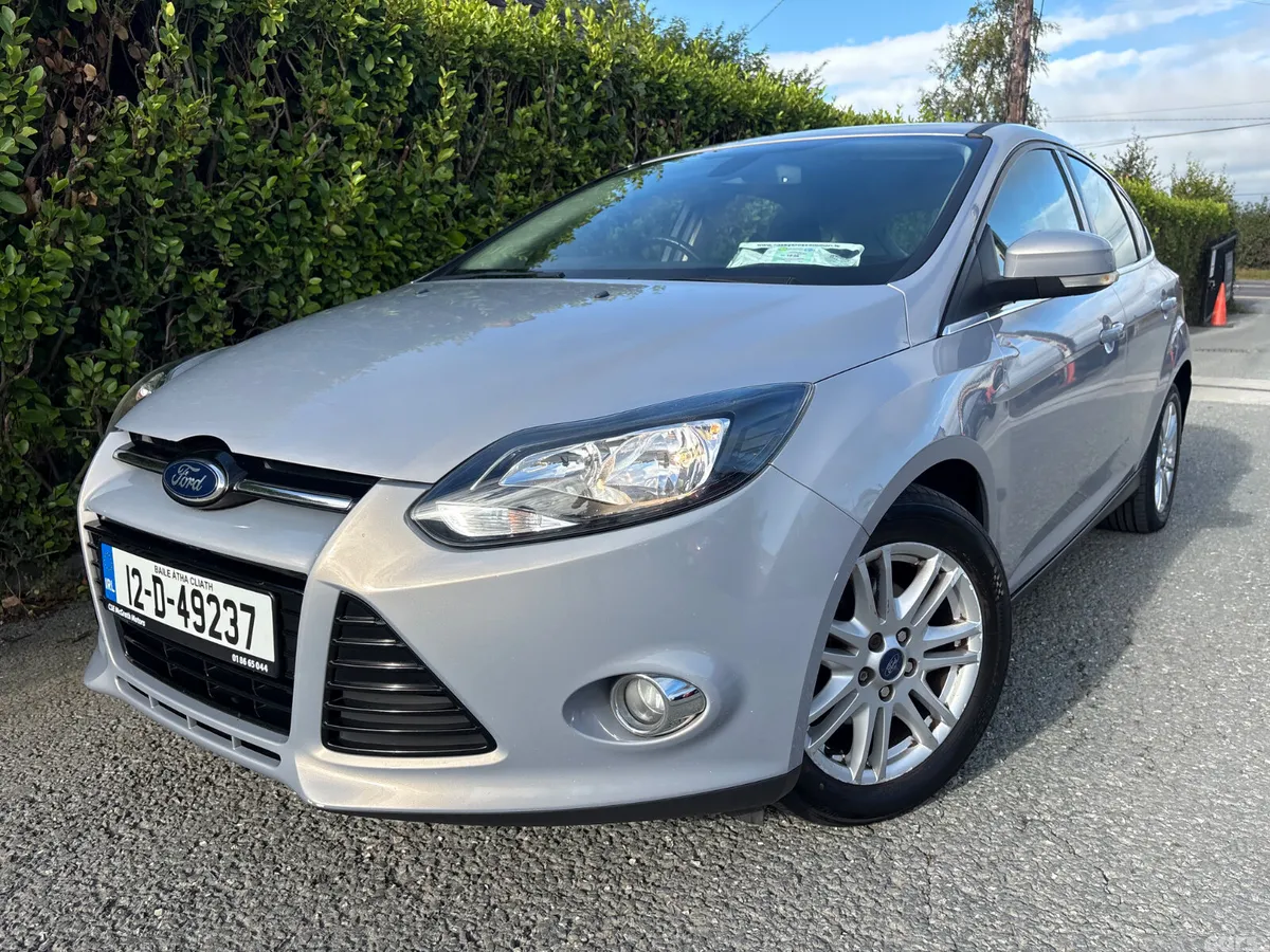 Ford Focus Hatchback, Diesel, 2012, Silver