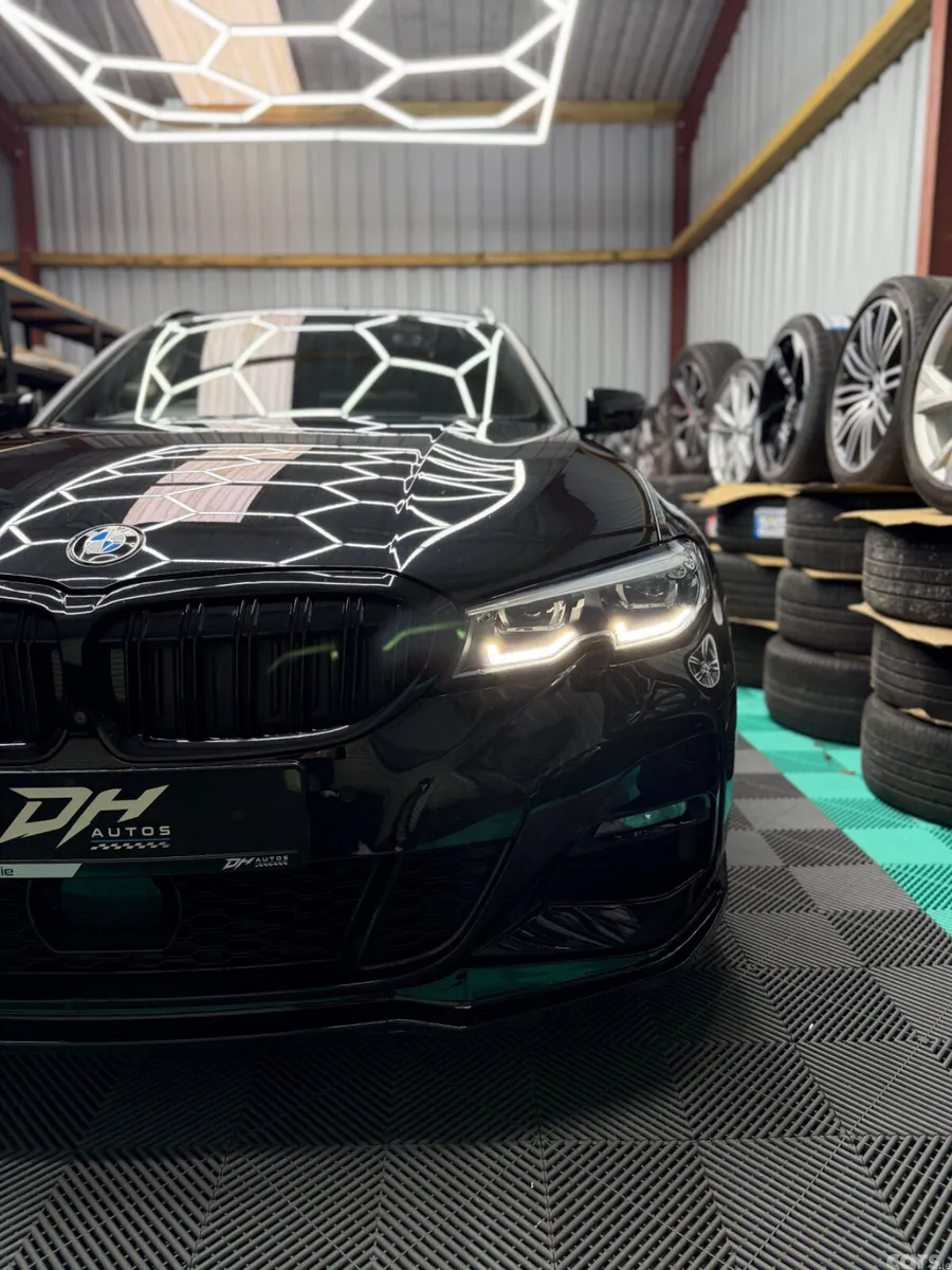 BMW 3-Series Estate, Diesel, 2021, Black
