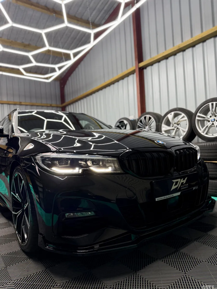 BMW 3-Series Estate, Diesel, 2021, Black