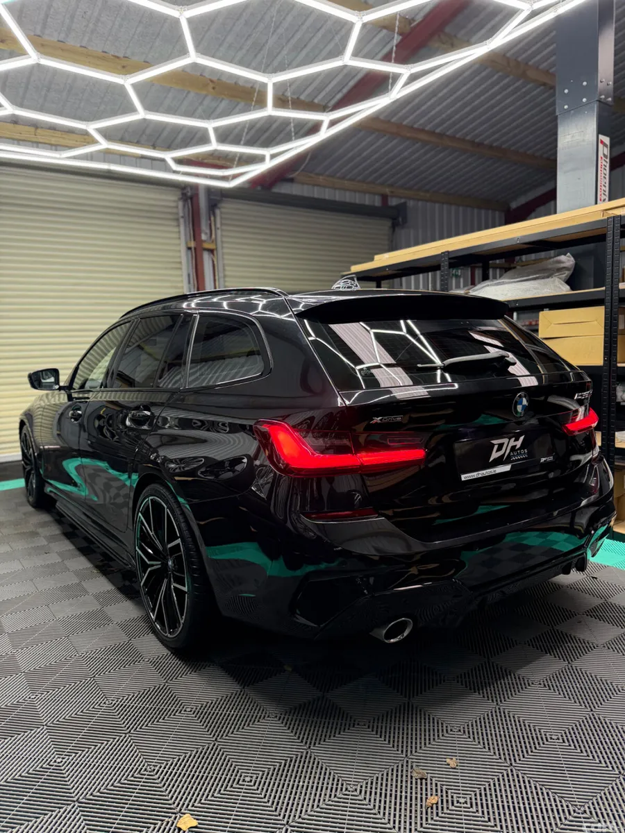 BMW 3-Series Estate, Diesel, 2021, Black