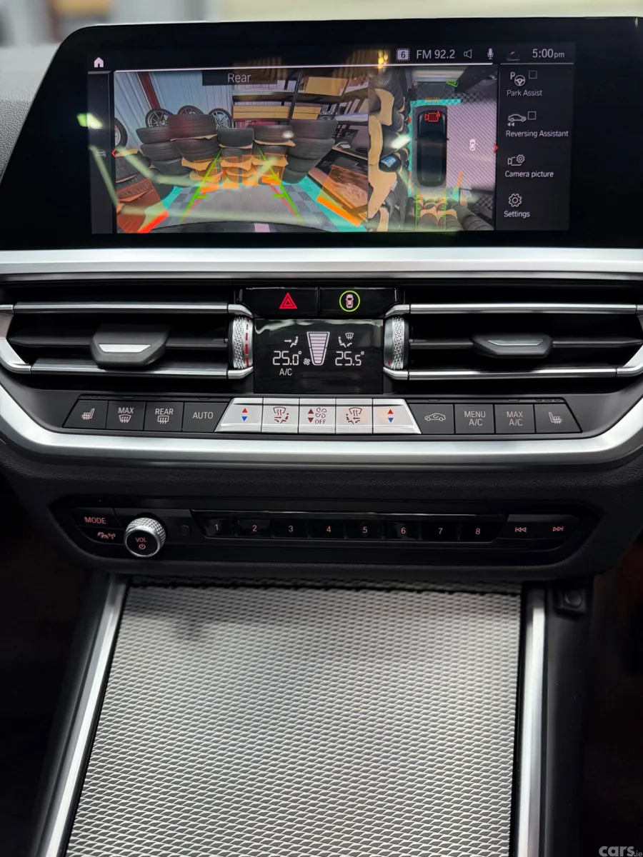BMW 3-Series Estate, Diesel, 2021, Black
