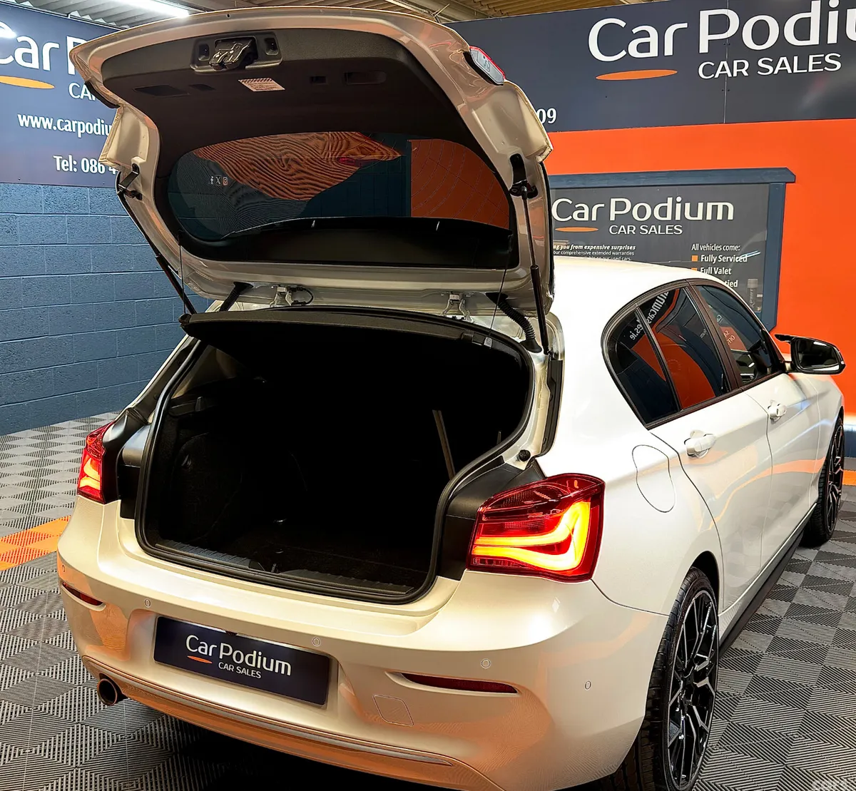 BMW 1-Series Hatchback, Diesel, 2019, White