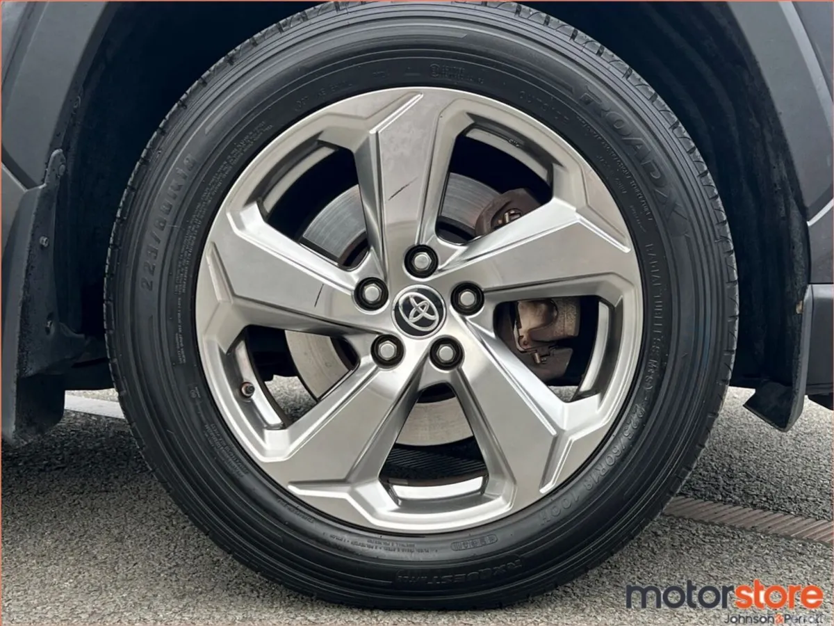Toyota RAV4 SUV, Petrol Hybrid, 2022, Grey