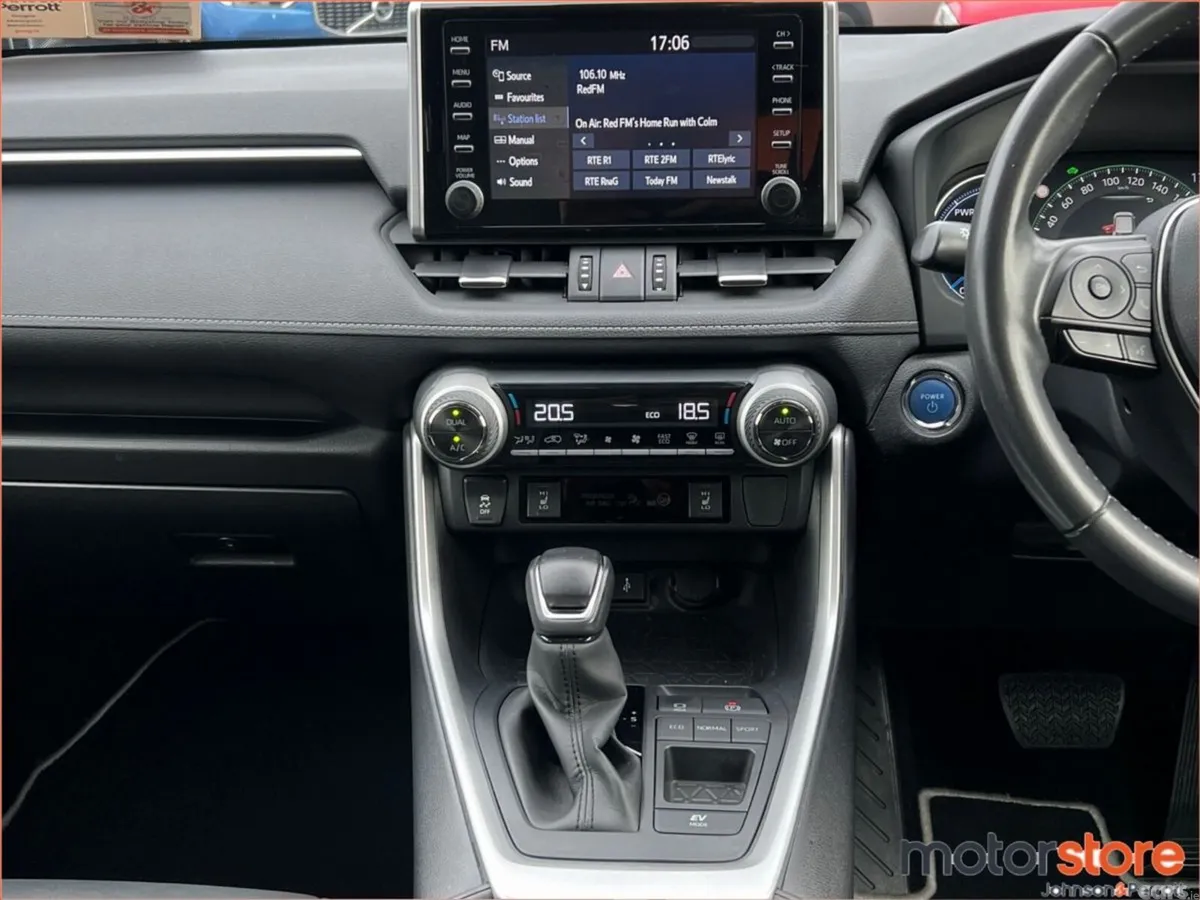 Toyota RAV4 SUV, Petrol Hybrid, 2022, Grey