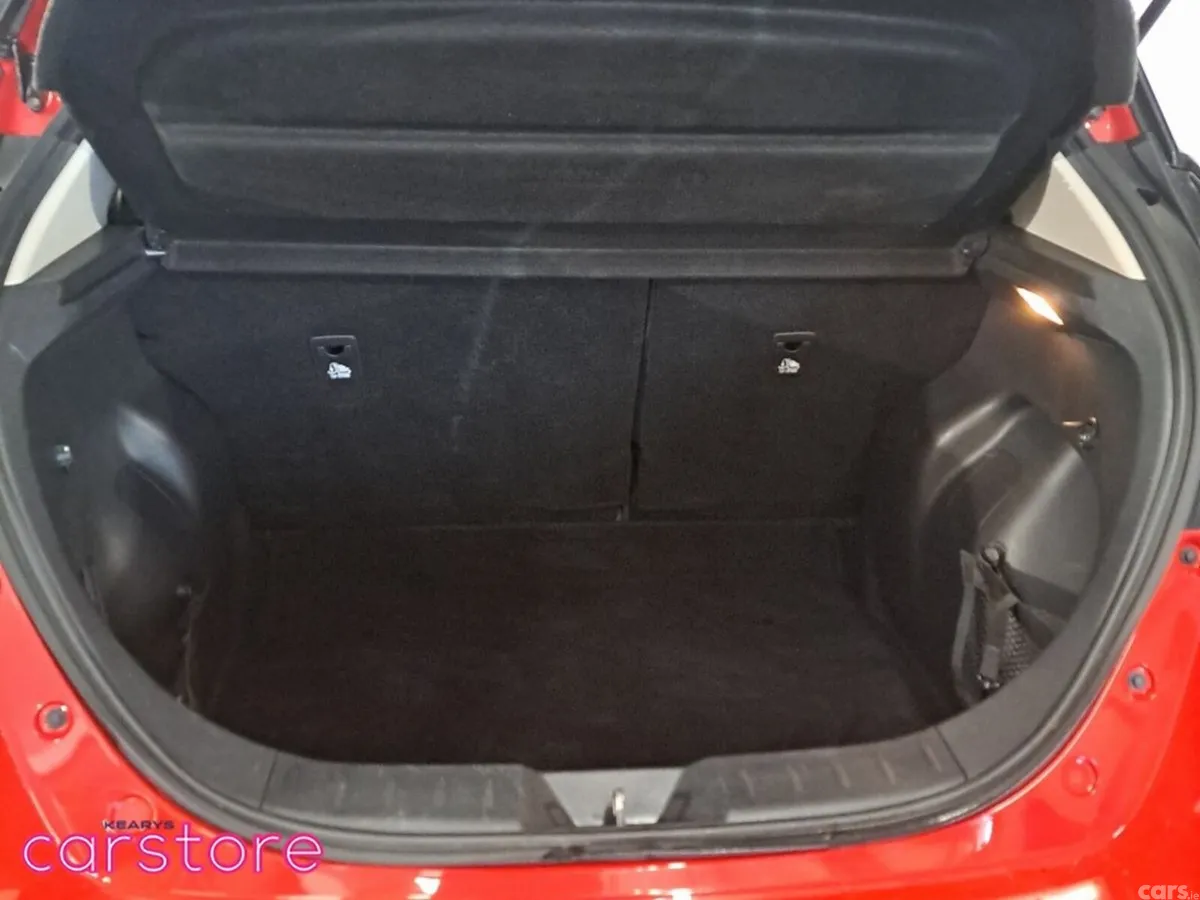 Nissan Leaf Hatchback, Electric, 2023, Red