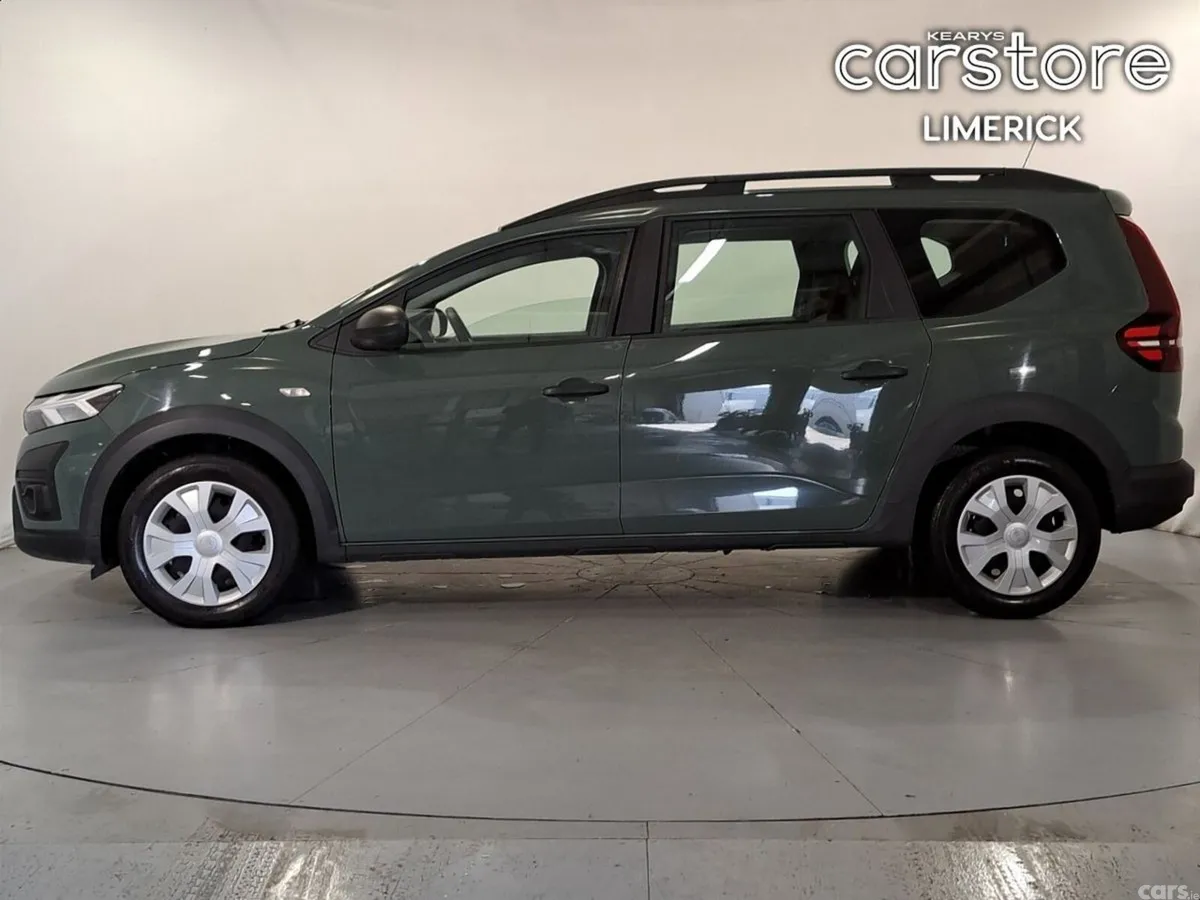 Dacia Jogger MPV, Petrol, 2023, Grey