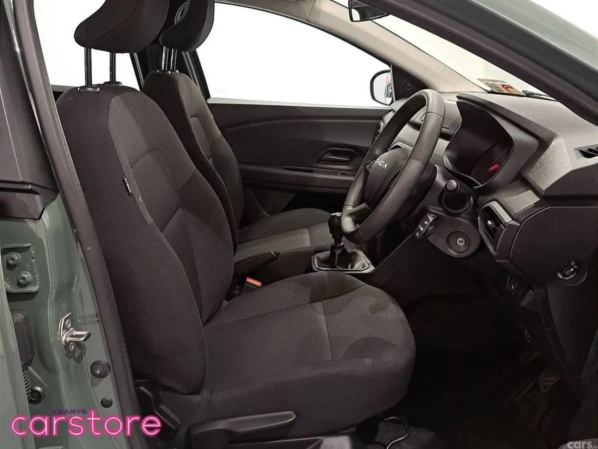 Dacia Jogger MPV, Petrol, 2023, Grey