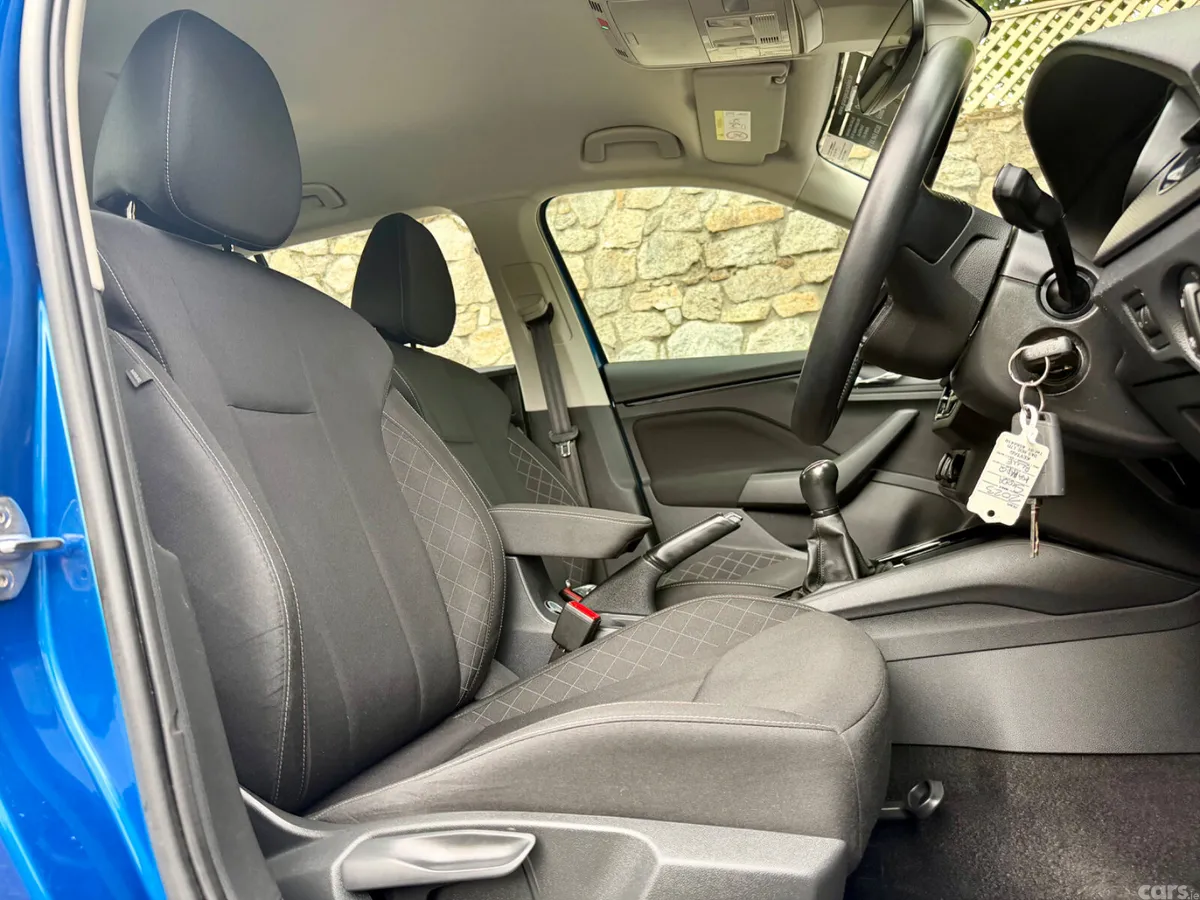 Skoda Kamiq Hatchback, Petrol, 2023, Blue