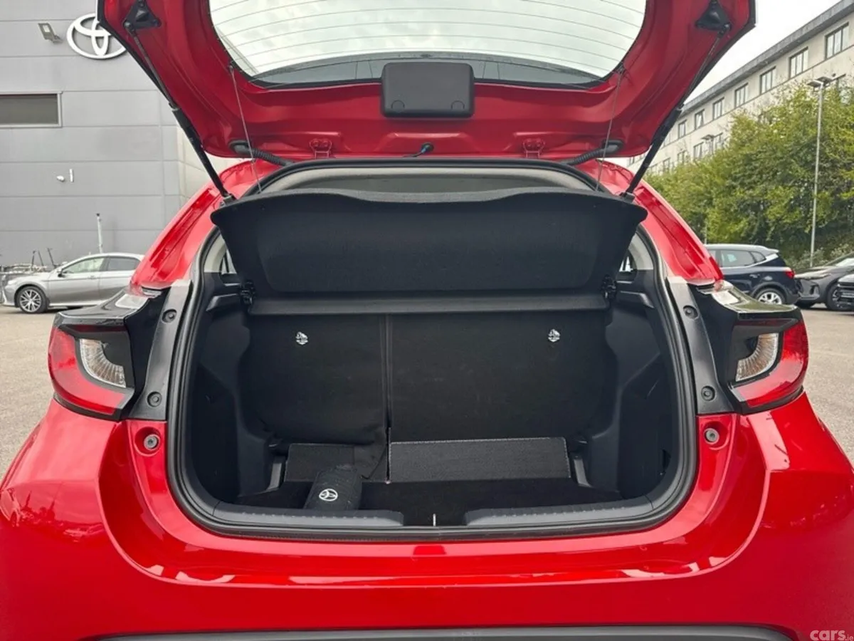 Toyota Yaris Hatchback, Petrol Hybrid, 2026, Red
