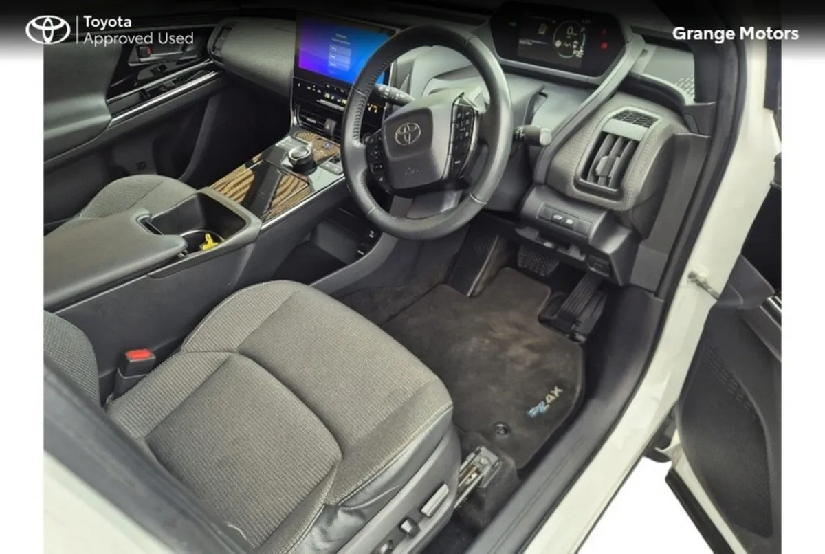 Toyota bZ4X Estate, Electric, 2022, White