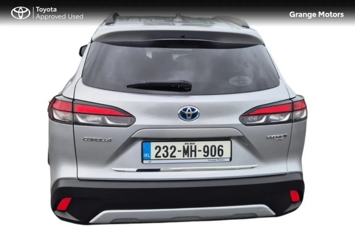 Toyota Corolla Cross Hatchback, Petrol Hybrid, 2023, Silver