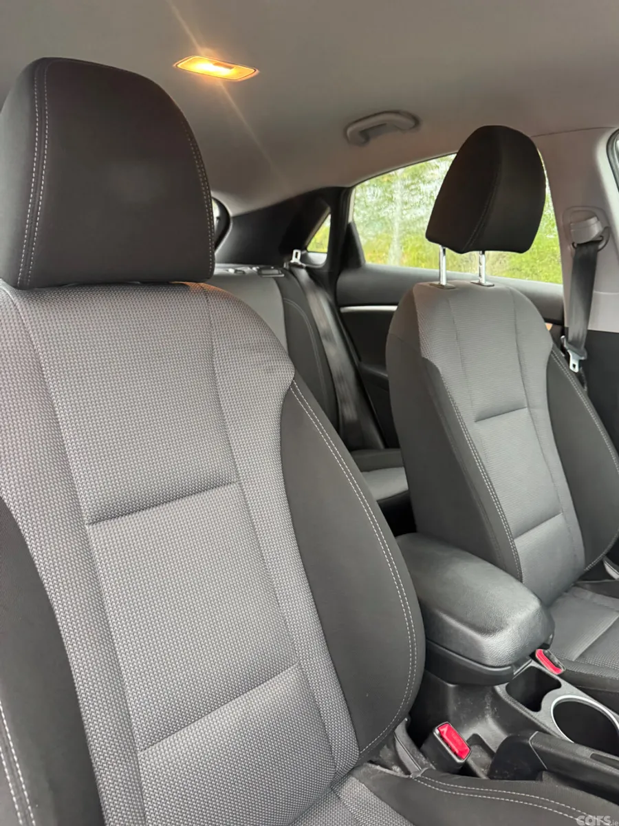 Hyundai i30 Hatchback, Diesel, 2014, Silver