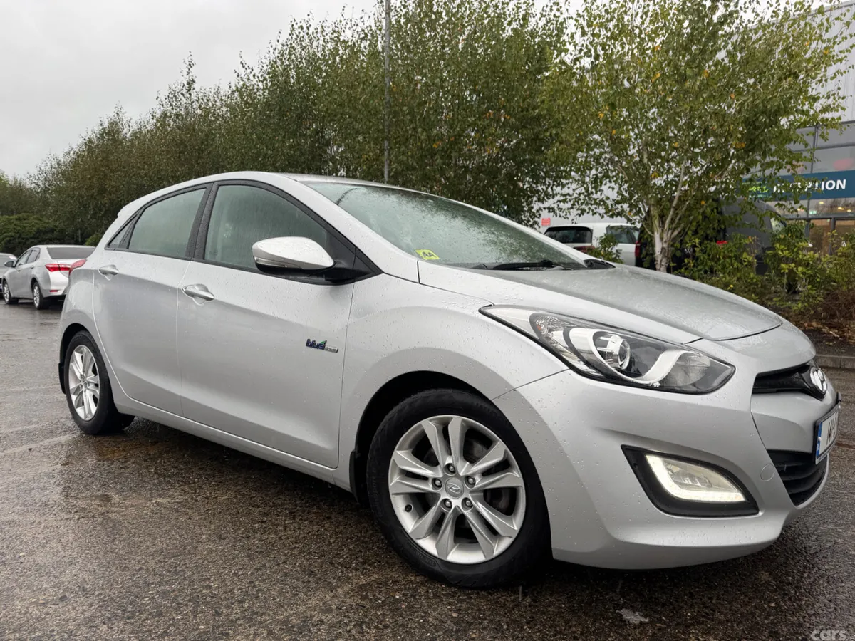 Hyundai i30 Hatchback, Diesel, 2014, Silver