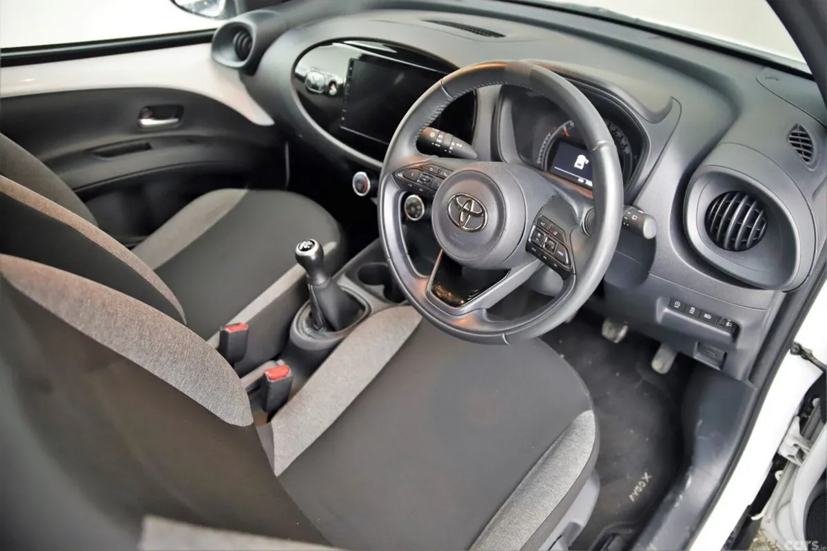 Toyota Aygo X SUV, Petrol, 2024, White