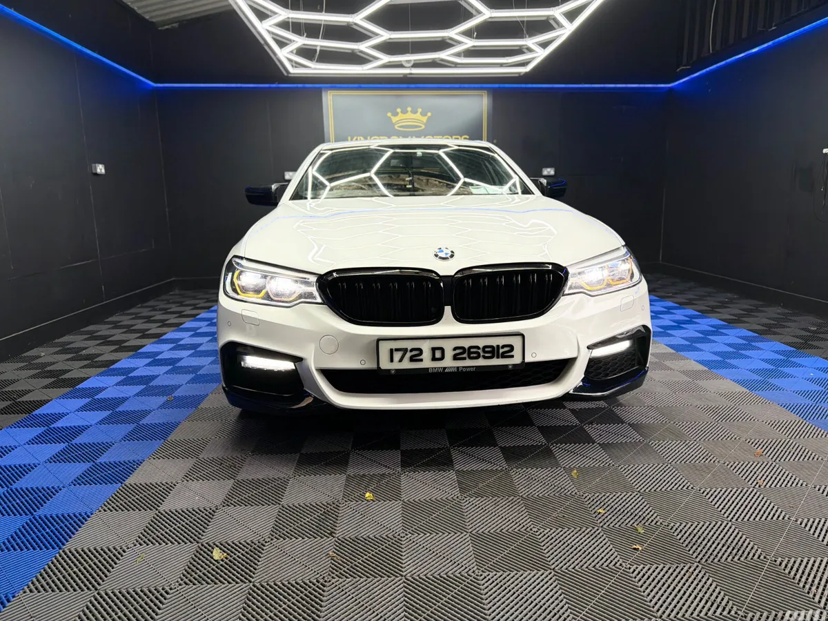 BMW 5-Series Saloon, Petrol Plug-in Hybrid, 2017, White
