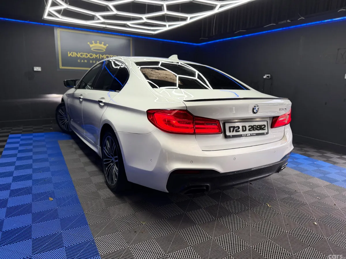 BMW 5-Series Saloon, Petrol Plug-in Hybrid, 2017, White