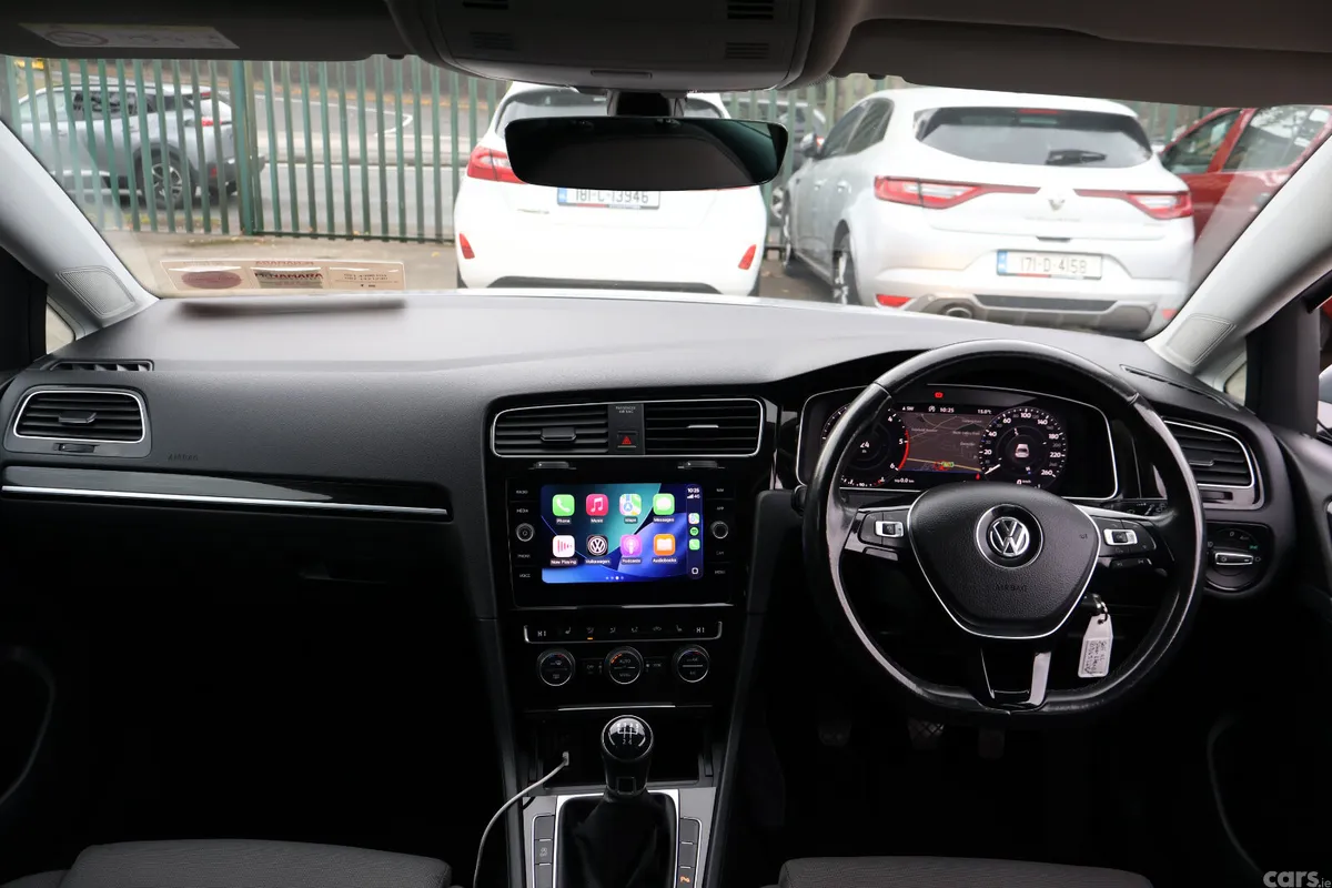 Volkswagen Golf Estate, Diesel, 2018, Grey